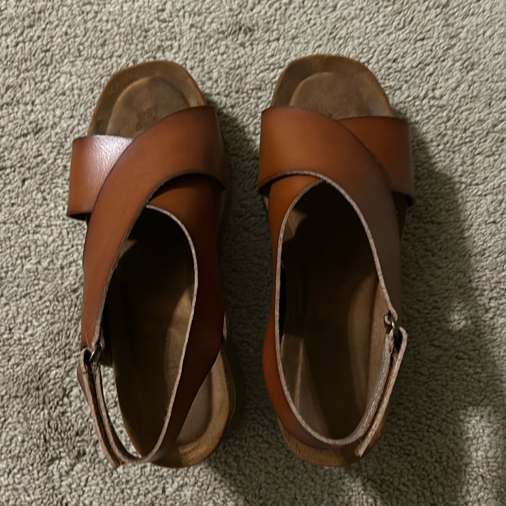 Wedge sandals